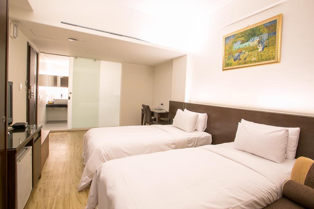 Huang Shin Business Hotel-Chung Kang Taichung Esterno foto