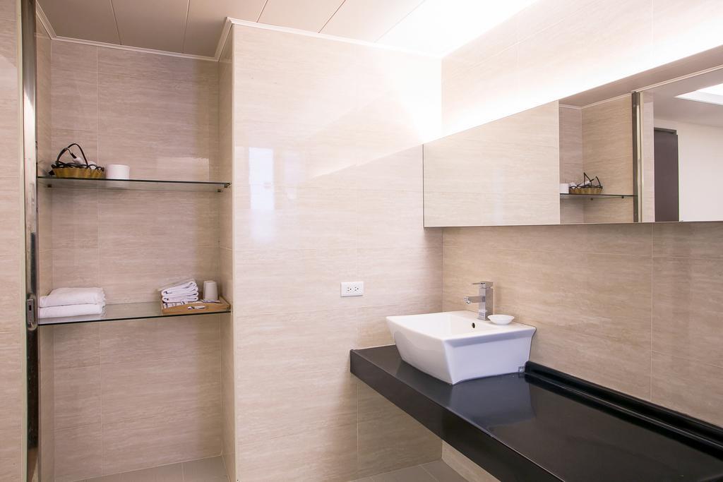 Huang Shin Business Hotel-Chung Kang Taichung Esterno foto