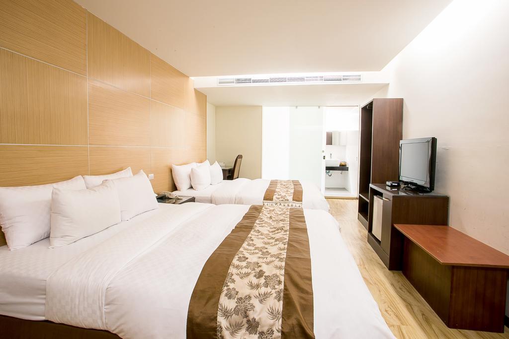 Huang Shin Business Hotel-Chung Kang Taichung Esterno foto