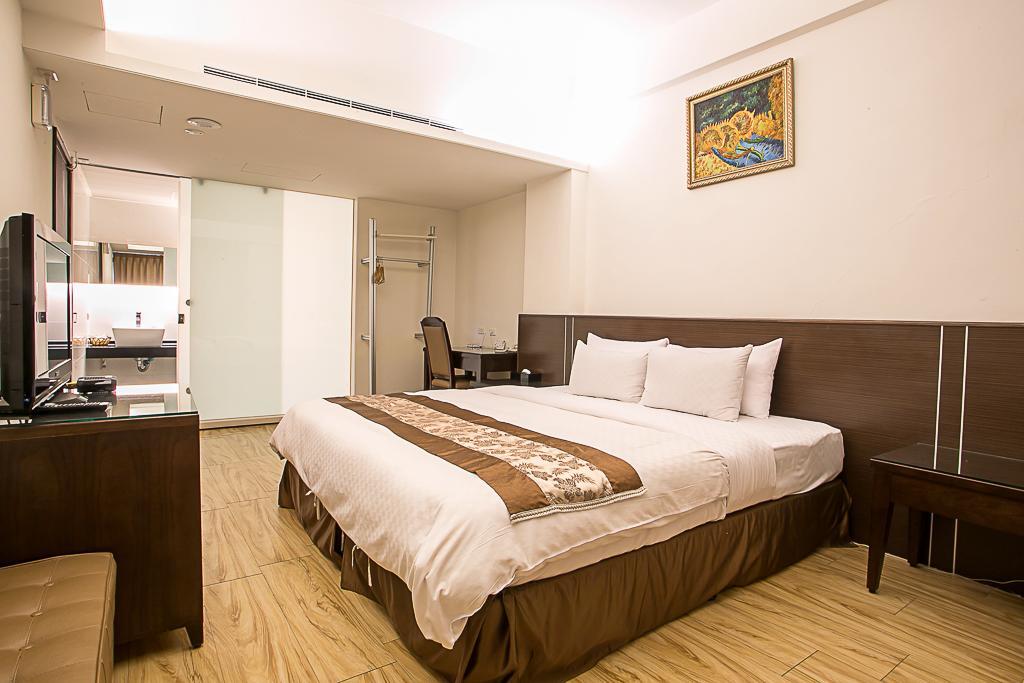 Huang Shin Business Hotel-Chung Kang Taichung Esterno foto