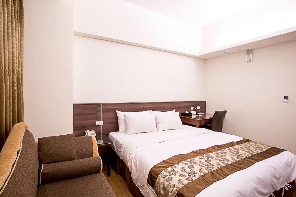 Huang Shin Business Hotel-Chung Kang Taichung Esterno foto
