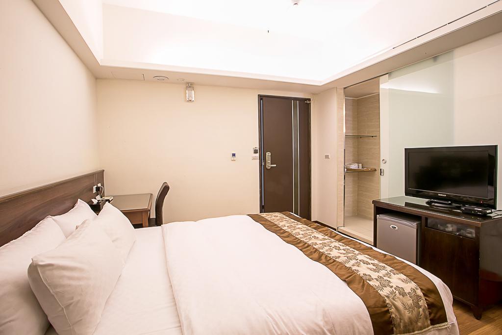 Huang Shin Business Hotel-Chung Kang Taichung Esterno foto